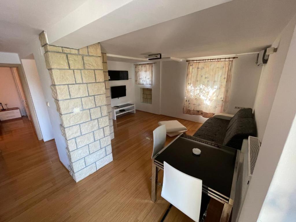Bellevue Rooms Stara Baška Esterno foto