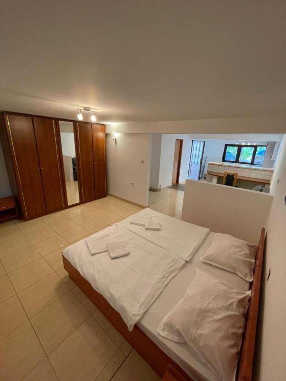 Bellevue Rooms Stara Baška Esterno foto