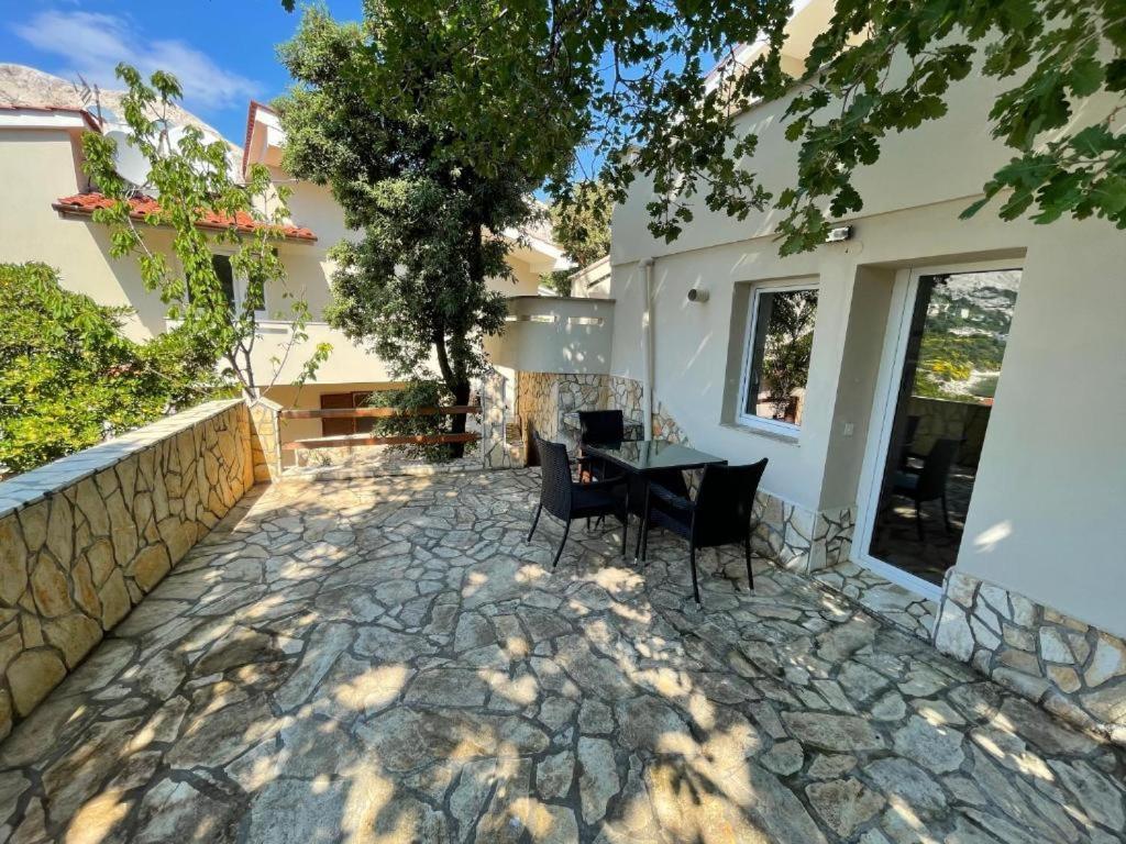 Bellevue Rooms Stara Baška Esterno foto