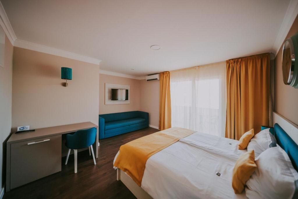Bellevue Rooms Stara Baška Esterno foto