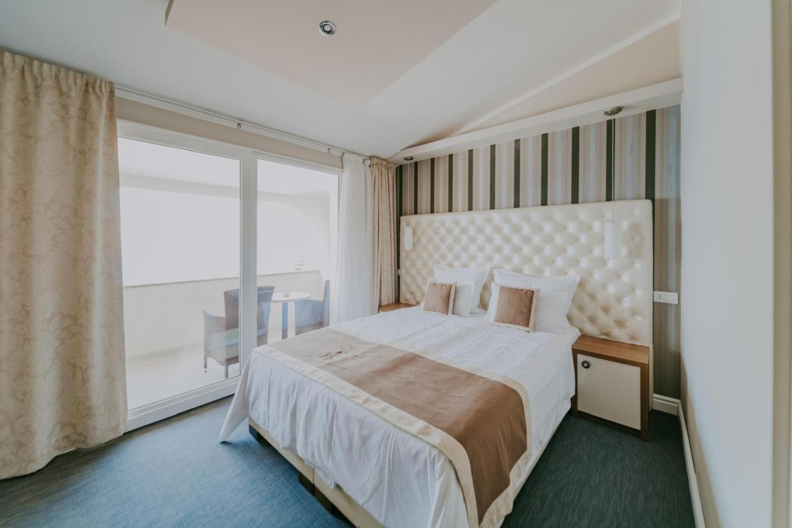Bellevue Rooms Stara Baška Esterno foto